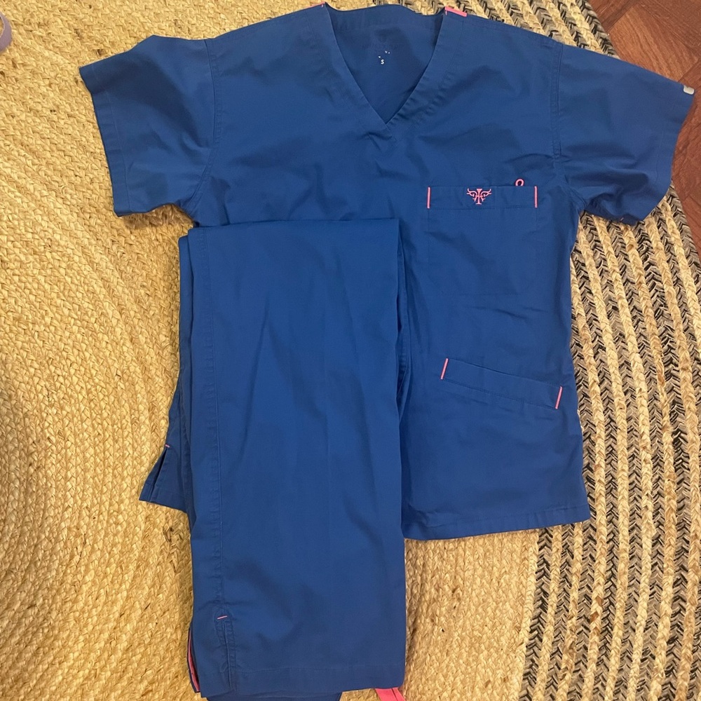 Royal Blue Med couture Scrubs